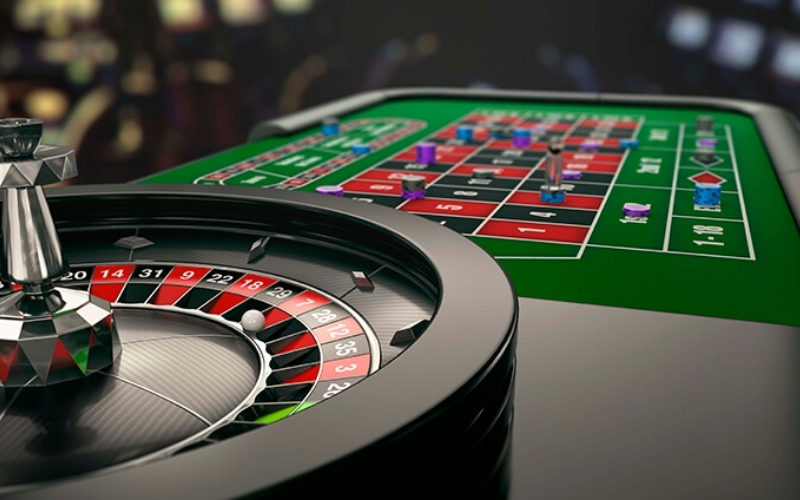Roulette trong Game Bài là gì? Khám phá vòng quay may mắn trong Casino.
