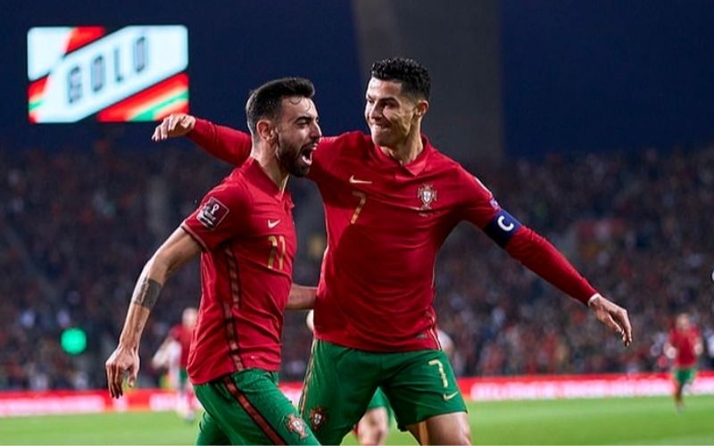 Bruno Fernandes tỏa sáng trong sơ đồ của Martinez tại Bồ Đào Nha