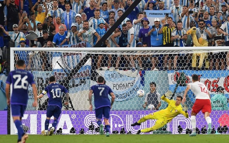 Những pha cản phá luân lưu xuất thần đưa đội nhà đi tiếp tại World Cup 2026