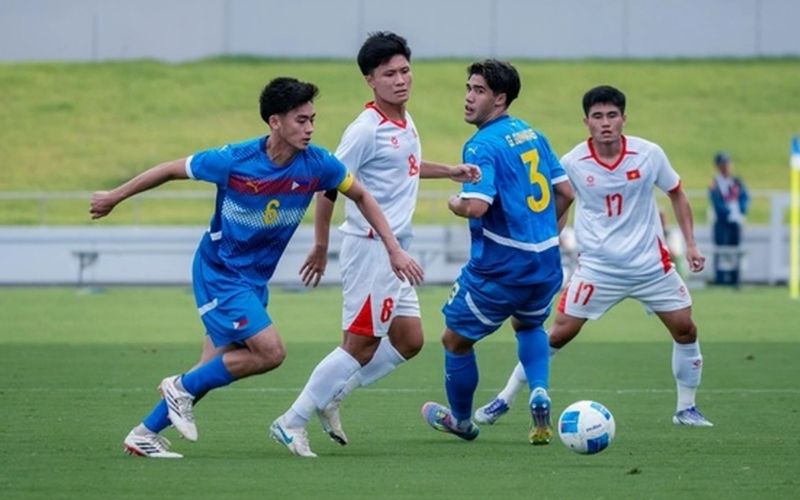 Nghệ thuật bình luận bóng đá Ngôn từ thổi bùng cảm xúc hàng triệu khán giả